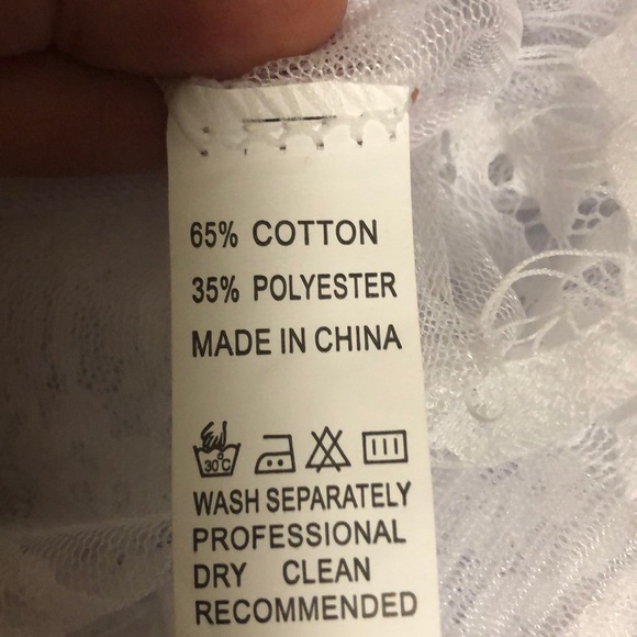 NWT white eyelash lace nightgown sleepwear with matching wide thong new with tag - Picture 10 of 16